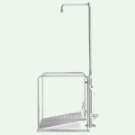 PremiumLine Notduschen-Station mit umliegendem Schutzkorb, selbstentleerend, Edelstahl für Bodenmontage – Image 2